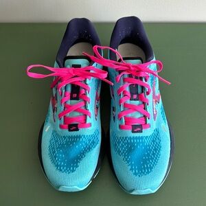 Brooks running shoes size 6.5